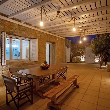 Irene Mykonos فيلة