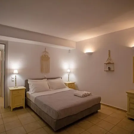 Irene Mykonos فيلة *